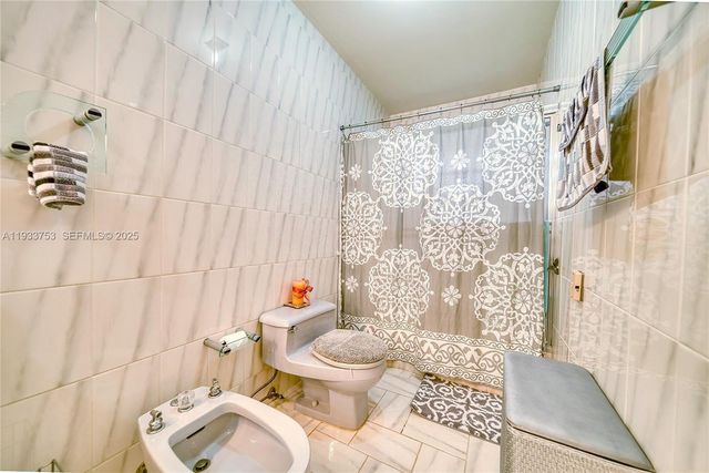 3585 SW 107th Ct, Miami, FL 33165