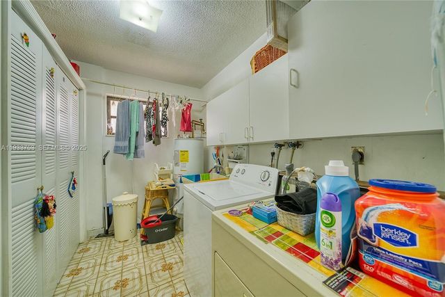 3585 SW 107th Ct, Miami, FL 33165