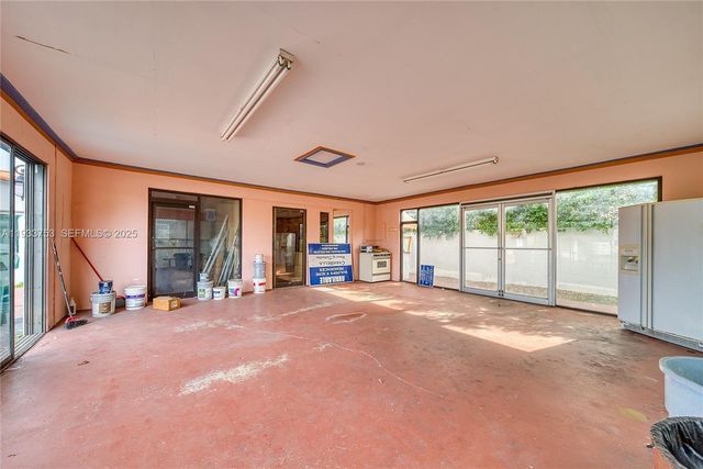 3585 SW 107th Ct, Miami, FL 33165