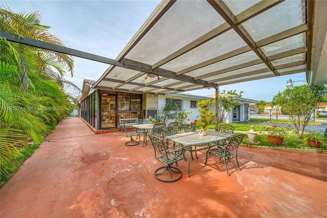 3585 SW 107th Ct, Miami, FL 33165