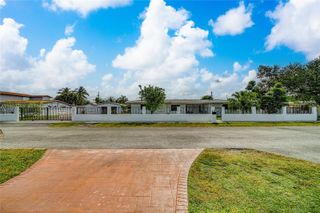 3585 SW 107th Ct, Miami, FL 33165