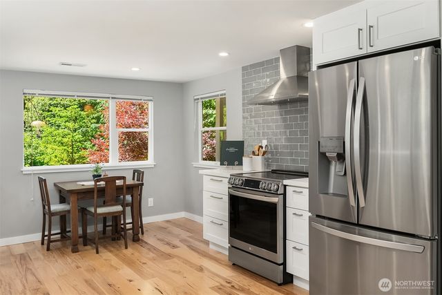 11323 E Riverside Drive, Bothell, WA 98011