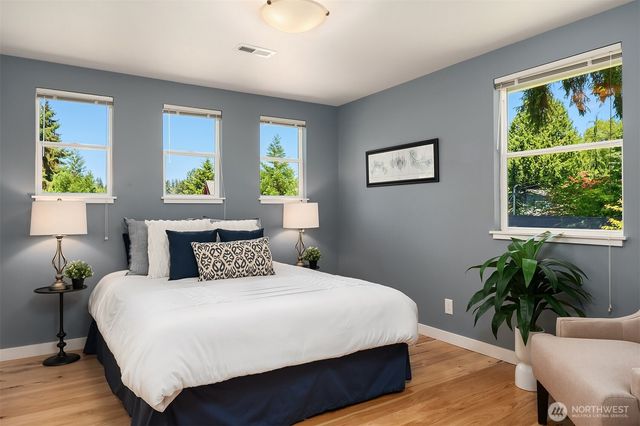11323 E Riverside Drive, Bothell, WA 98011