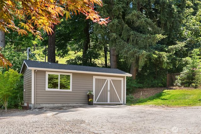 11323 E Riverside Drive, Bothell, WA 98011