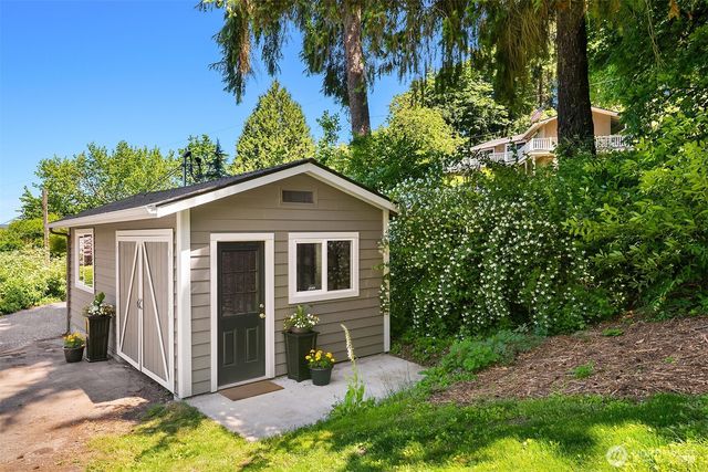 11323 E Riverside Drive, Bothell, WA 98011