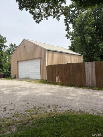 605 High Street, Fredericktown, MO 63645