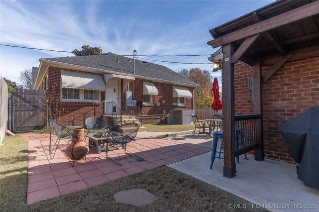 1648 S Gary Avenue, Tulsa, OK 74104