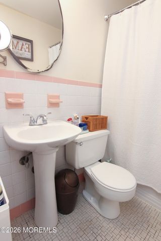 815 Shadylawn Way, Keyport, NJ 07735