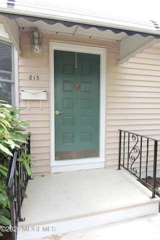 815 Shadylawn Way, Keyport, NJ 07735