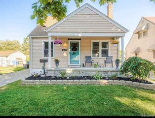 4417 Syracuse Street, Dearborn Heights, MI 48125