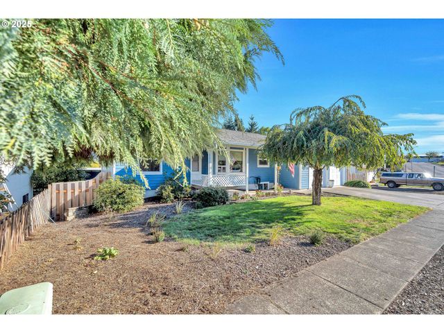 128 N 31ST Ave, Cornelius, OR 97113