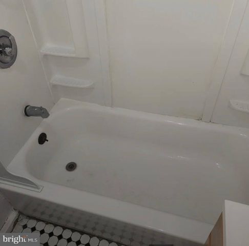 711 ADRIATIC AVE, Atlantic City, NJ 08401