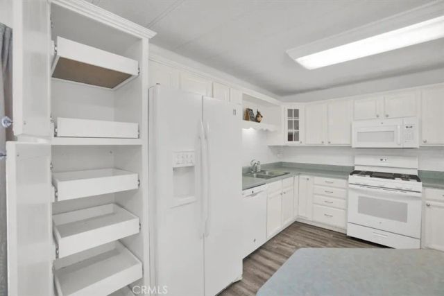 22780 Skylink, Canyon Lake, CA 92587