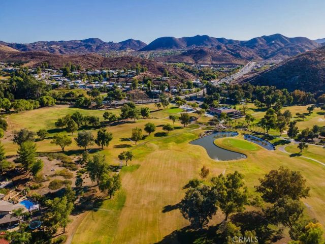22780 Skylink, Canyon Lake, CA 92587