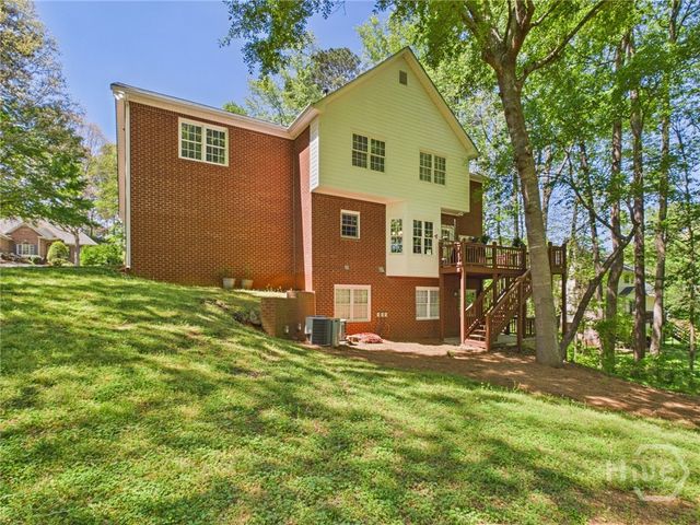 1120 Laurel Pointe, Watkinsville, GA 30677