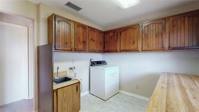 13 HERMOSA DRIVE, Eustis, FL 32726