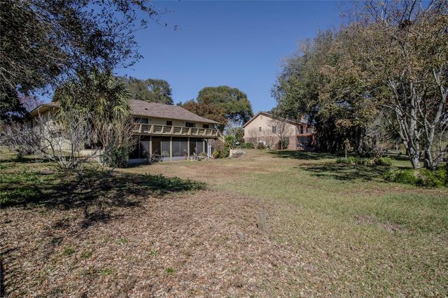 13 HERMOSA DRIVE, Eustis, FL 32726