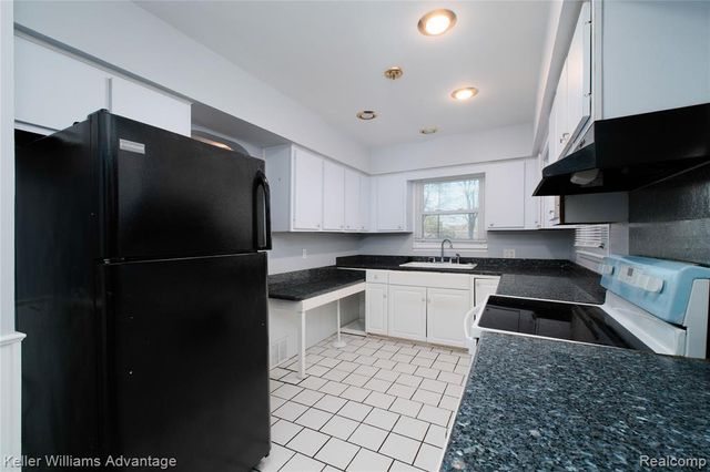 34500 Freedom Road, Farmington Hills, MI 48335