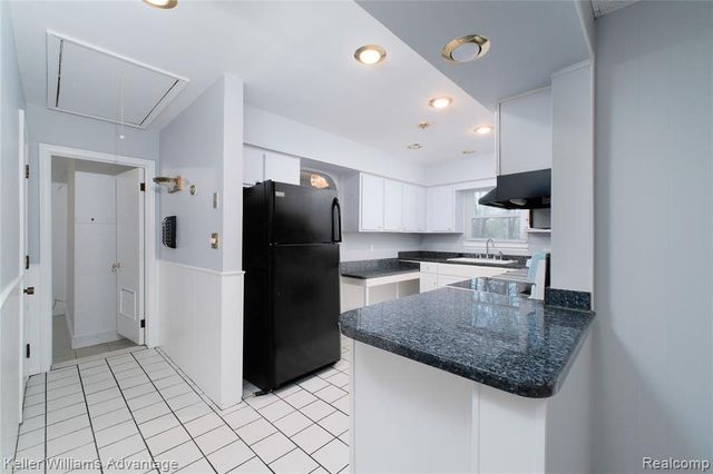 34500 Freedom Road, Farmington Hills, MI 48335