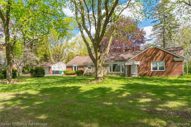 34500 Freedom Road, Farmington Hills, MI 48335