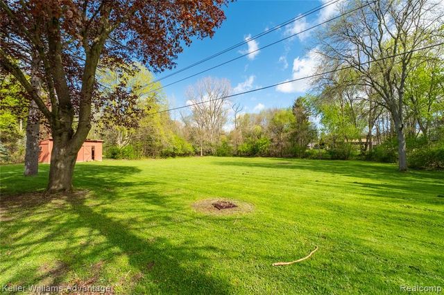 34500 Freedom Road, Farmington Hills, MI 48335