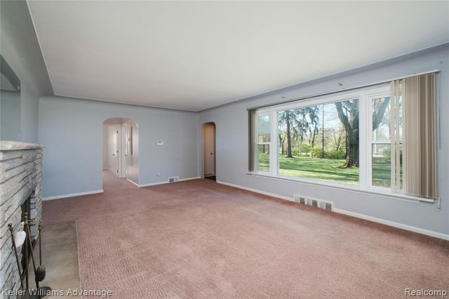 34500 Freedom Road, Farmington Hills, MI 48335