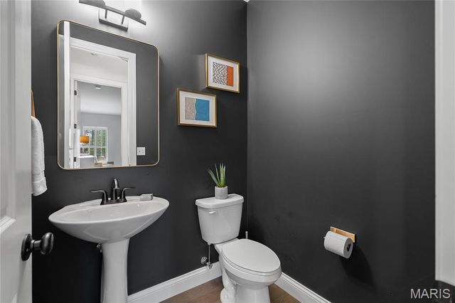 920 Thorn Crown Court, Kirkwood, MO 63122