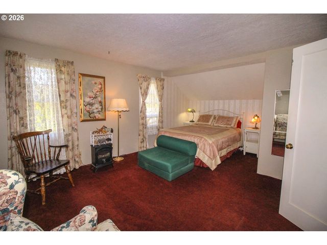 31080 Sw FIRDALE Rd, Cornelius, OR 97113