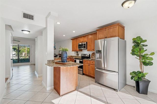 108 BISCAYNE AVENUE B, Tampa, FL 33606