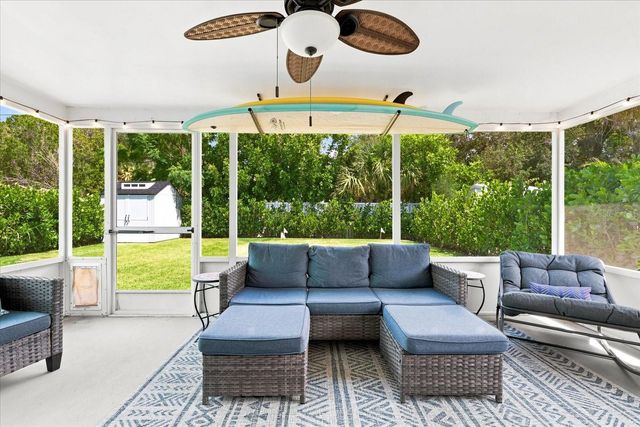 2449 WOOD STREET, Sarasota, FL 34237