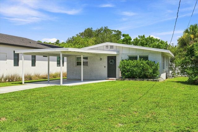 2449 WOOD STREET, Sarasota, FL 34237