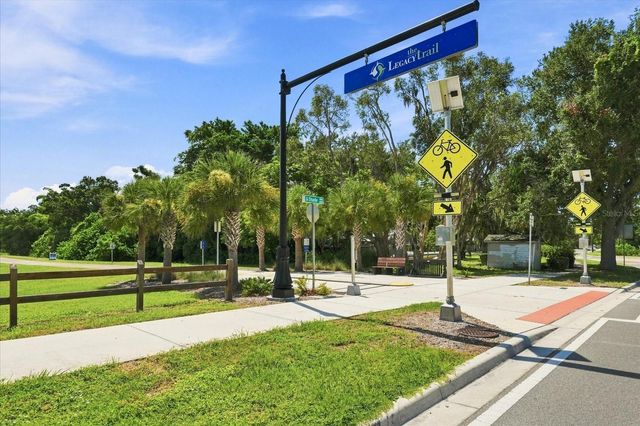 2449 WOOD STREET, Sarasota, FL 34237