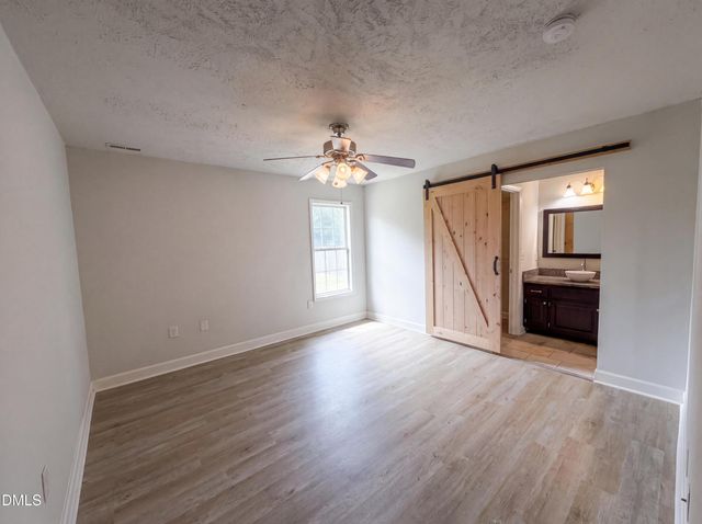 444 Northwoods Drive, Raeford, NC 28376