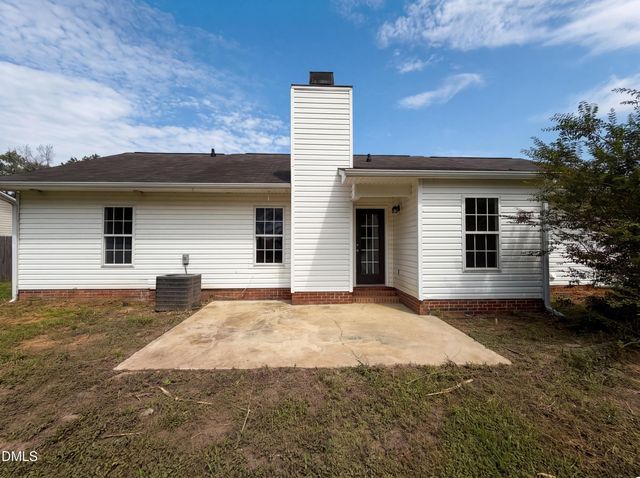444 Northwoods Drive, Raeford, NC 28376