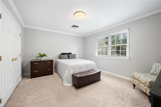 3800 W Friendly Avenue, Greensboro, NC 27410