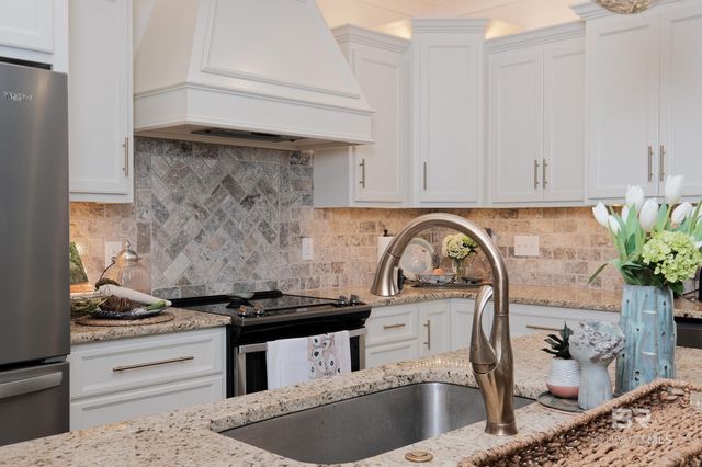 5517 Bear Point Avenue, Orange Beach, AL 36561