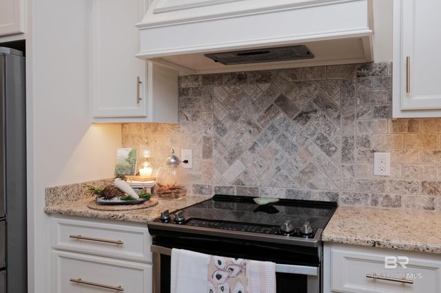 5517 Bear Point Avenue, Orange Beach, AL 36561