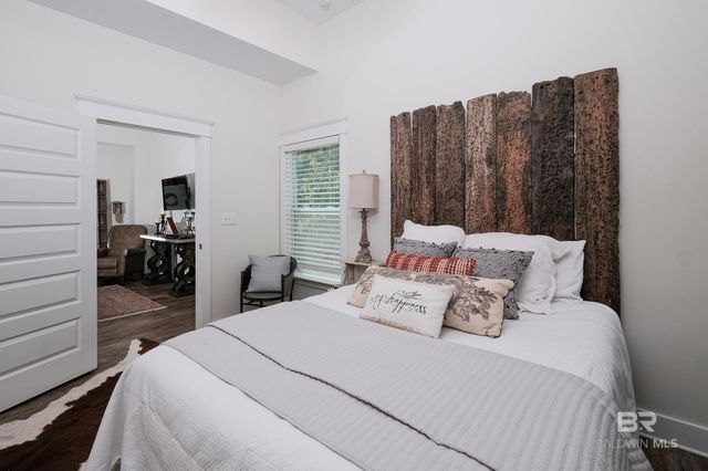 5517 Bear Point Avenue, Orange Beach, AL 36561