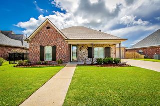 257 Inglewood Way, Houma, LA 70360