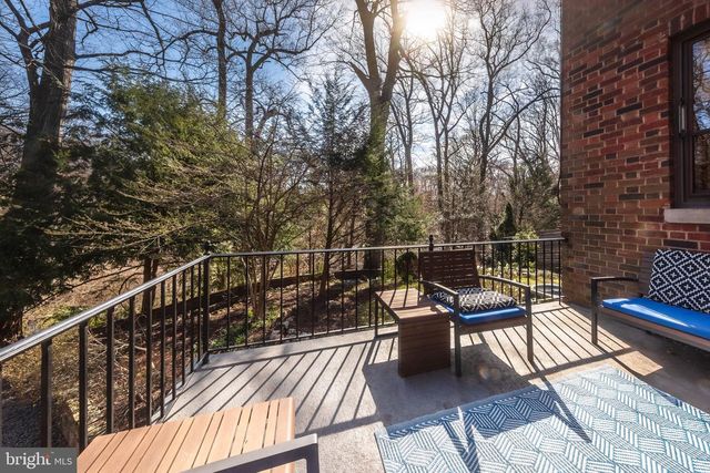 8101 PARK CREST DR, Silver Spring, MD 20910