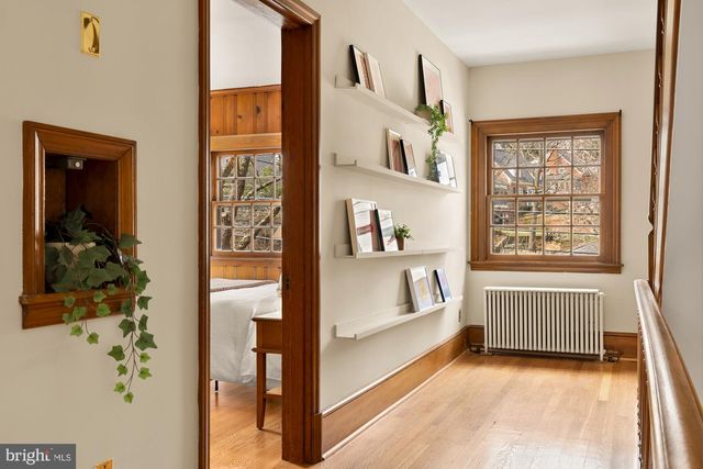 8101 PARK CREST DR, Silver Spring, MD 20910