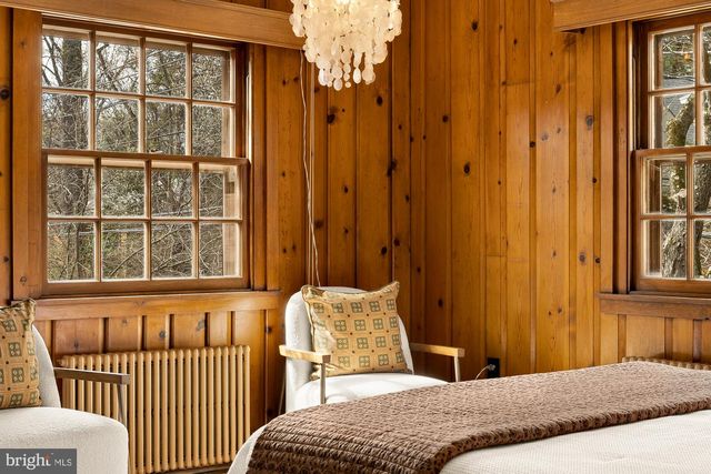 8101 PARK CREST DR, Silver Spring, MD 20910