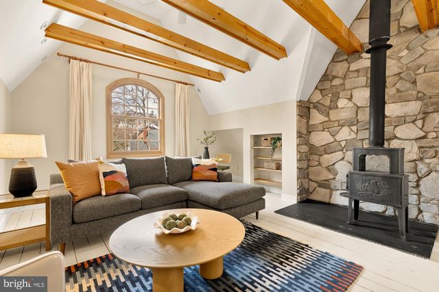 8101 PARK CREST DR, Silver Spring, MD 20910