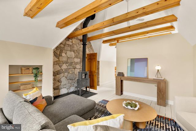 8101 PARK CREST DR, Silver Spring, MD 20910