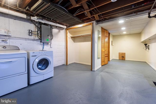 8101 PARK CREST DR, Silver Spring, MD 20910