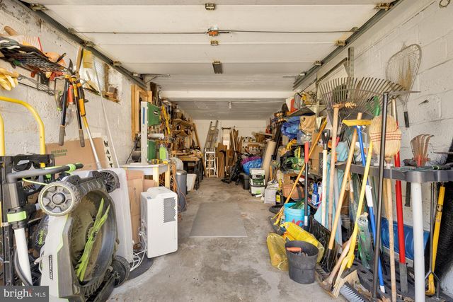 8101 PARK CREST DR, Silver Spring, MD 20910