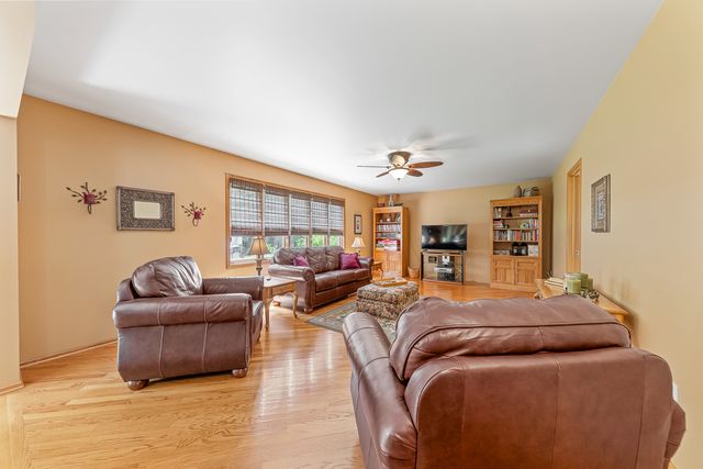 12097 Heinecke Drive, Mokena, IL 60448