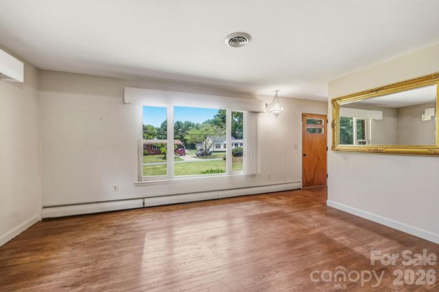 404 E Lyerly Street, Salisbury, NC 28146