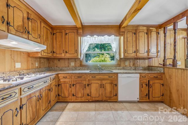 404 E Lyerly Street, Salisbury, NC 28146