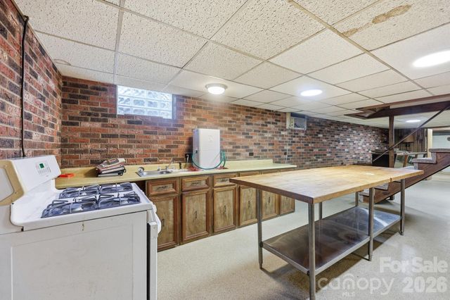 404 E Lyerly Street, Salisbury, NC 28146